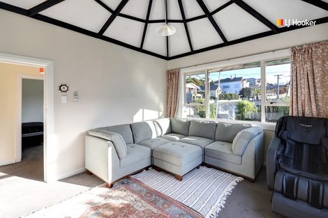 Photo of property in 389 South Road, Caversham, Dunedin, 9012