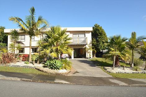 Photo of property in 44 Kennedy Avenue, Forrest Hill, Auckland, 0620