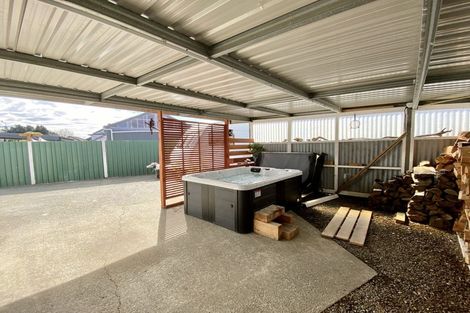 Photo of property in 32 Kildare Drive, Waikiwi, Invercargill, 9810