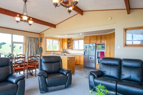 Photo of property in 7 Clarks Flat Road, Lawrence, 9593