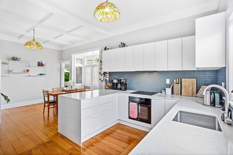 Photo of property in 2a Gardner Avenue, New Lynn, Auckland, 0600