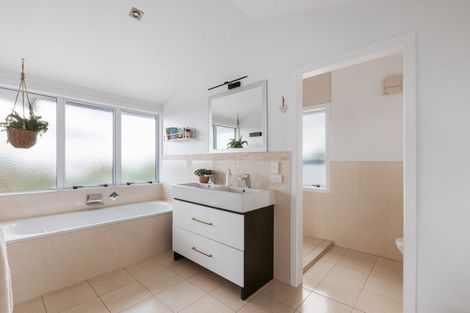 Photo of property in 24 Claremont Terrace, Otumoetai, Tauranga, 3110