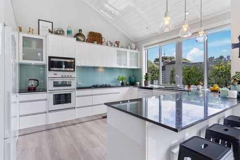 Photo of property in 7 Ian Place, Waihi Beach, 3611