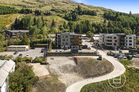 Photo of property in 6 Powder Terrace, Arthurs Point, Queenstown, 9371