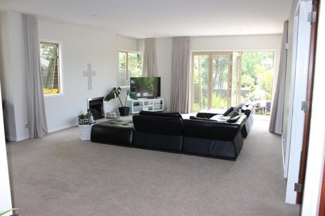 Photo of property in 28b Bevyn Street, Castor Bay, Auckland, 0620