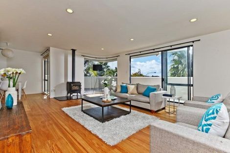 Photo of property in 54 Bushlands Park Drive, Albany, Auckland, 0632