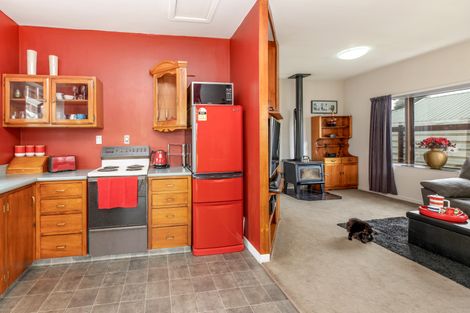 Photo of property in 23 Cross Street, Coalgate, 7673