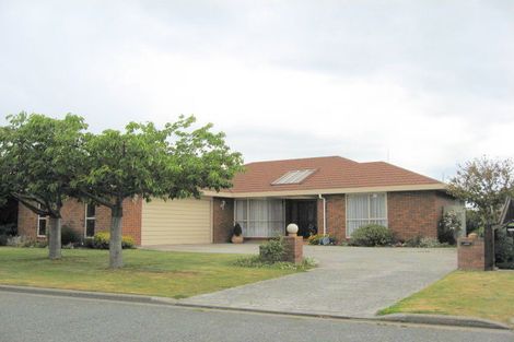 Photo of property in 5 Chartwell Close, Rangiora, 7400