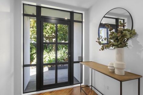 Photo of property in 1 Allard Street, Edgeware, Christchurch, 8013