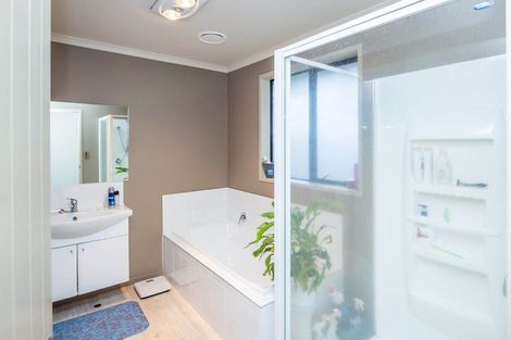 Photo of property in 11b Paterson Street, Frankton, Hamilton, 3204