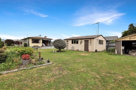 Photo of property in 98 Mcmurdo Street, Tinwald, Ashburton, 7700