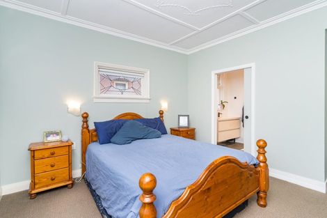 Photo of property in 16 Wycolla Avenue, Saint Clair, Dunedin, 9012