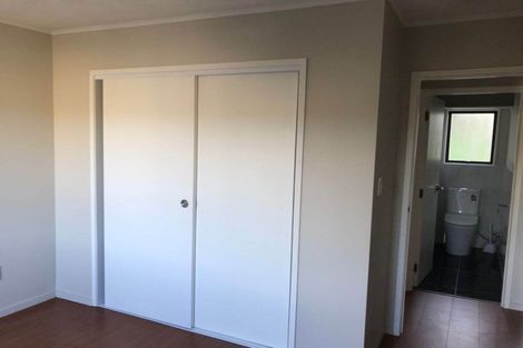 Photo of property in 24 Alidade Place, Massey, Auckland, 0614