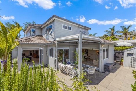 Photo of property in 7 Marellen Drive, Red Beach, 0932