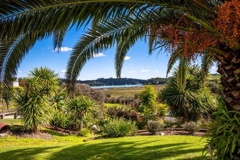 Photo of property in 3 Lichen Grove, Russell, 0272