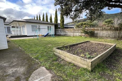 Photo of property in 8 Norton Park Avenue, Fairfield, Lower Hutt, 5011