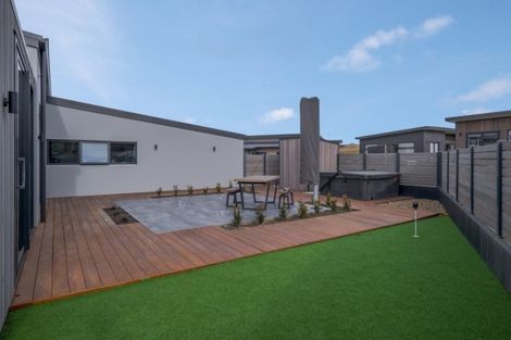 Photo of property in 8 Meyer Street, Alexandra, 9320