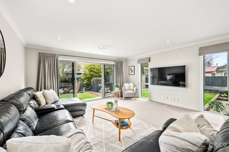Photo of property in 21 Pempsey Street, Silverstream, Upper Hutt, 5019