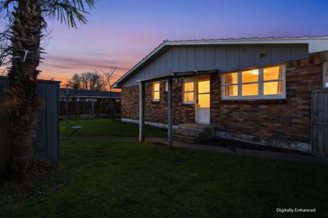 Photo of property in 43c Hamilton Road, Cambridge, 3434