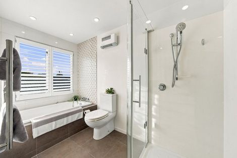 Photo of property in 74 Office Road, Merivale, Christchurch, 8014