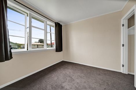 Photo of property in 22 Elizabeth Street, Patea, 4520