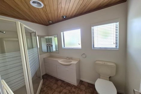 Photo of property in 1/33 Hale Crescent, Bayview, Auckland, 0629