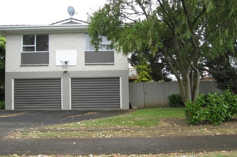 Photo of property in 18 Seaforth Avenue, Mangere Bridge, Auckland, 2022