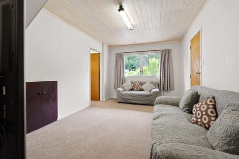 Photo of property in 1 Domain Road, Kawakawa, 0210