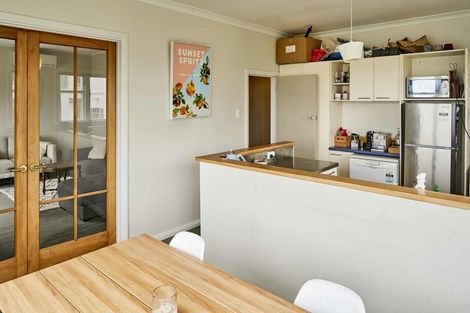 Photo of property in 11 Alexandra Road, Roseneath, Wellington, 6021