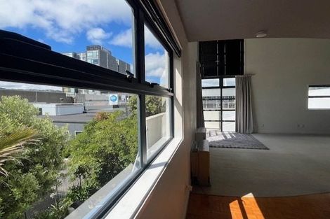 Photo of property in 10e Hobson Street, Thorndon, Wellington, 6011