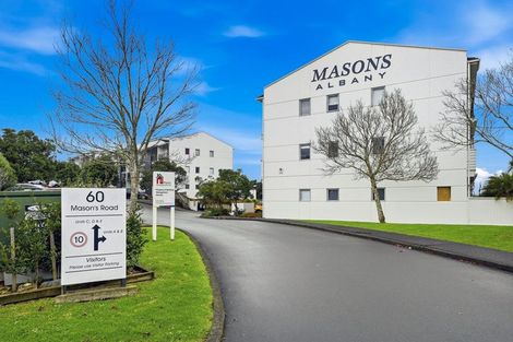 Photo of property in 10e/60 Masons Road, Oteha, Auckland, 0632