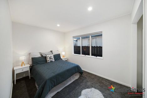 Photo of property in 38a Heathdale Crescent, Papakura, 2110