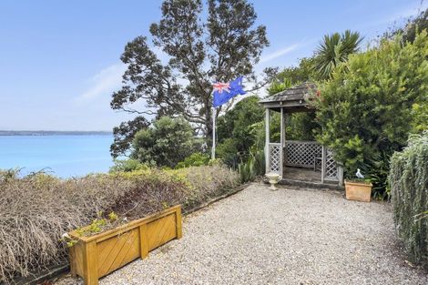 Photo of property in 72 Ardern Avenue, Stanmore Bay, Whangaparaoa, 0932