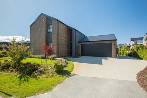 Photo of property in 4 Kapuka Lane, Wanaka, 9305