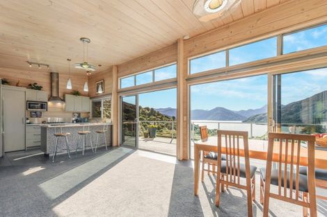 Photo of property in 784a Queen Charlotte Drive, Havelock, Picton, 7281