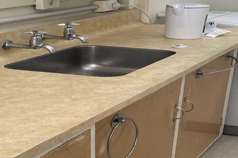 Photo of property in 49 Denise Crescent, Hornby, Christchurch, 8042