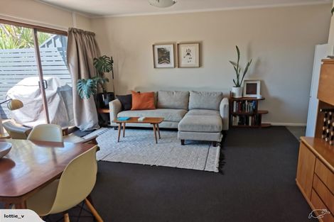 Photo of property in 85e Stottholm Road, Titirangi, Auckland, 0604