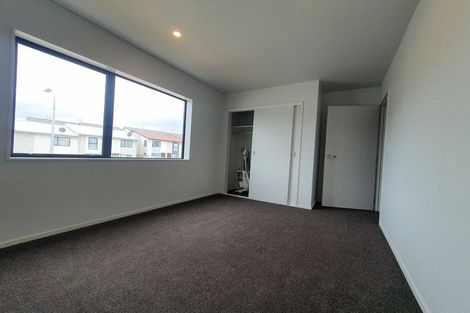 Photo of property in 42 Matawhanga Drive, Wattle Downs, Auckland, 2103