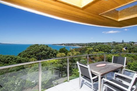 Photo of property in 2/19 Churchill Road, Murrays Bay, Auckland, 0630