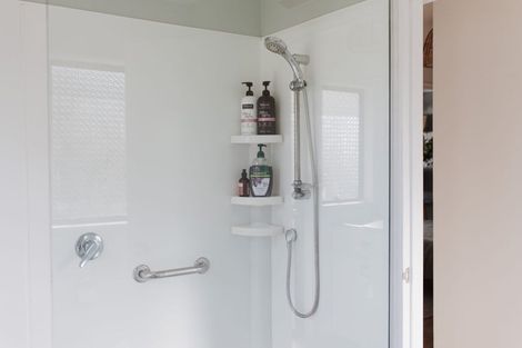 Photo of property in 33a Rosewood Place, Paraparaumu, 5032