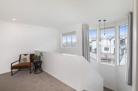 Photo of property in 1 Oaktree Lane, Bishopdale, Christchurch, 8053