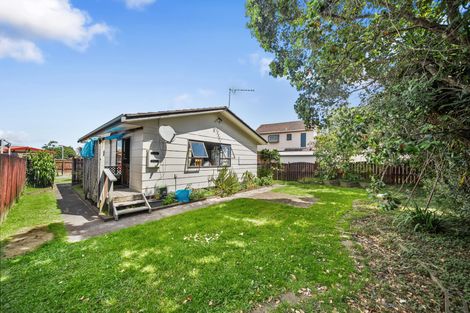 Photo of property in 2/397 Roscommon Road, Clendon Park, Auckland, 2103