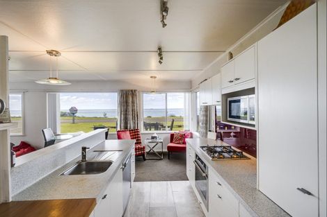 Photo of property in 230 Whirinaki Road, Eskdale, Napier, 4182