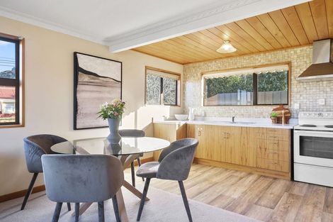 Photo of property in 30 Taupo Street, Ravensbourne, Dunedin, 9022