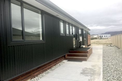 Photo of property in 9 Cirrus Place, Omarama, 9412
