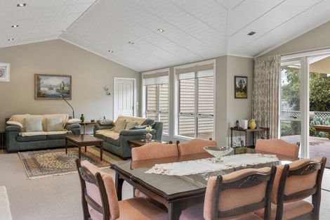 Photo of property in 12 Kurupae Road, Hilltop, Taupo, 3330