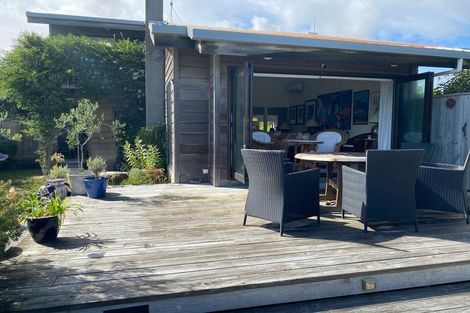 Photo of property in 299 Rosetta Road, Raumati Beach, Paraparaumu, 5032