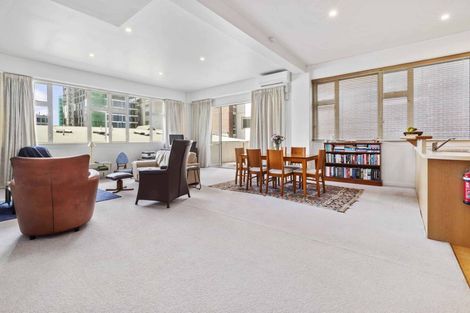 Photo of property in De Vere Apartments, 12/23 Tennyson Street, Te Aro, Wellington, 6011