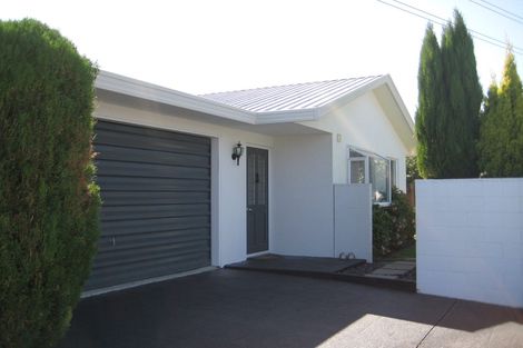 Photo of property in 2/49 Westgrove Avenue, Avonhead, Christchurch, 8042