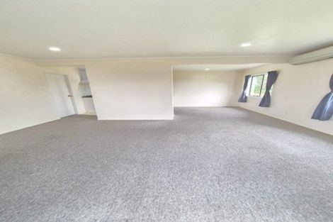 Photo of property in 6a Blacklock Avenue, Henderson, Auckland, 0612